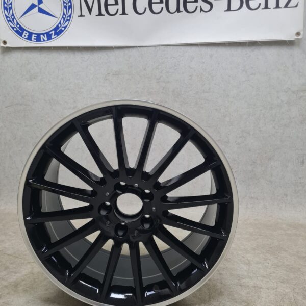 1x Single Refurbished Mercedes C Class W205 AMG C63 alloy wheel 19″ [rear] (Ref-MBS043)