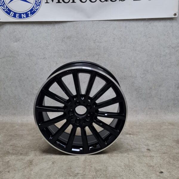 1x Single Refurbished Genuine Mercedes C Class W205 AMG alloy wheel 19″ A2054015400 [front] (Ref-MBS055)