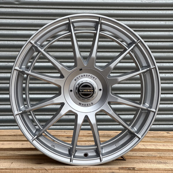4 x Brand New FOX VR4 Style alloy wheels 18" Volvo V40 (Ref-VO016)